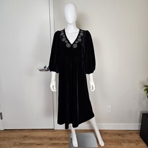Part Two Thalea Black Dramatic Bishop Sleeve Embroidered Velvet Dress Sz M
